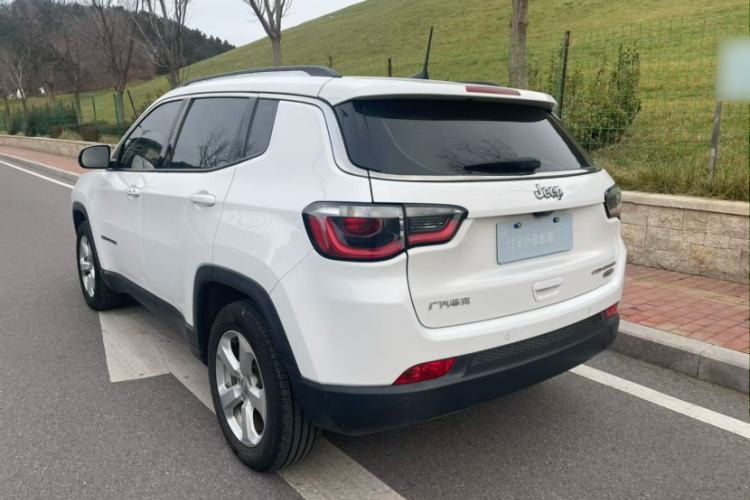 Used  Compass 2017 200T Automatic Family Edition
