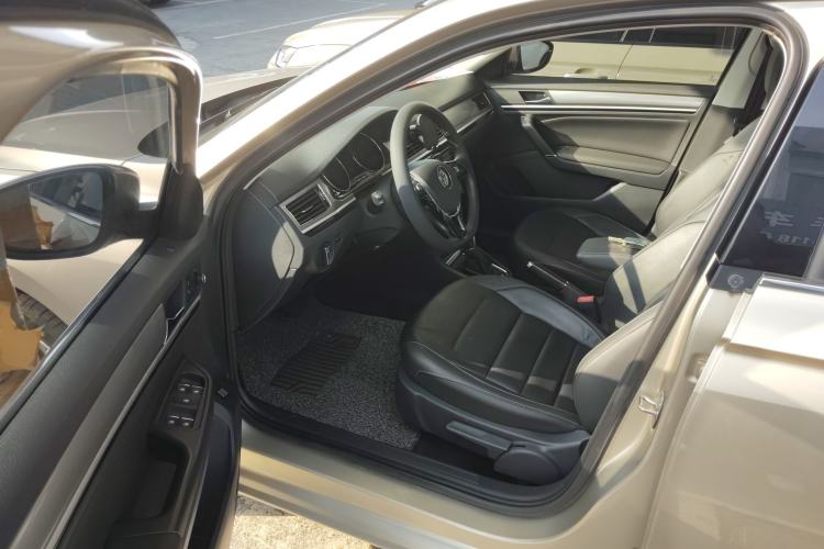 Used Volkswagen Bora 2018 1.5L Automatic Comfort Model
