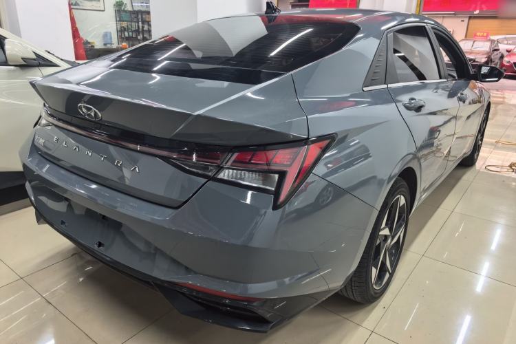 Used Hyundai Elantra 2022 1.5L CVT LUX Prestige Edition
