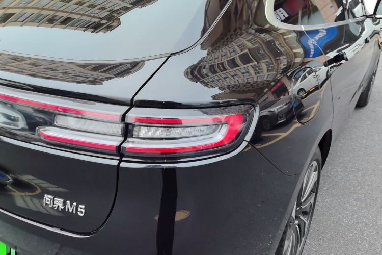 Used Hima AITO M5 2022 Extended-Range Four-Wheel Drive Flagship Edition
