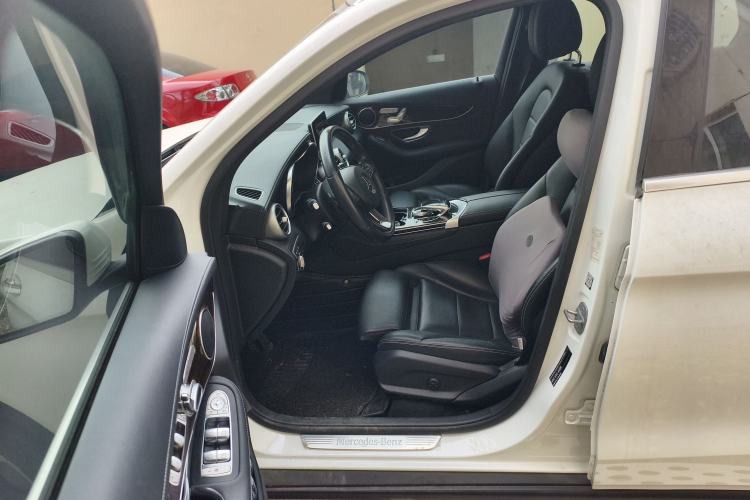 Used Mercedes-Benz GLC 2019 GLC 260 L 4MATIC Luxury Model
