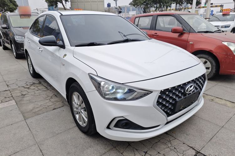 Used Hyundai Celesta 2018 1.6L Automatic GL Enjoyment Edition China VI compliant