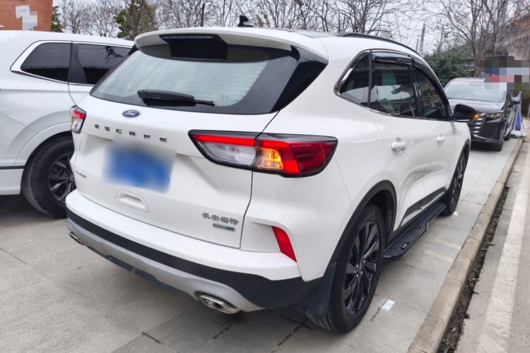 Used Ford Escape 2024 EcoBoost 245 Two-Wheel-Drive Comfort Edition
