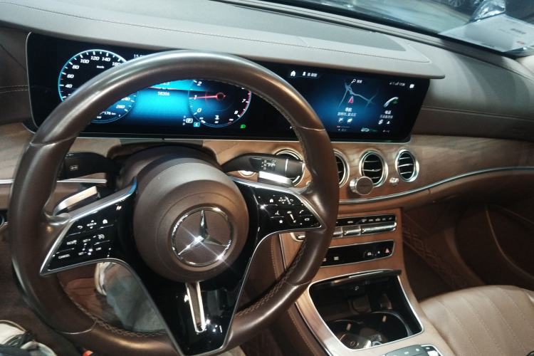 Used Mercedes-Benz E-Class 2021 E 300 L Stylish Model
