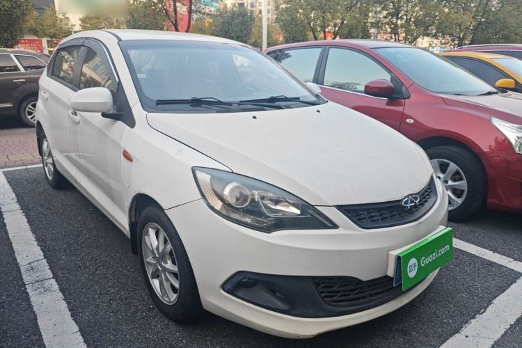 Used Chery Fengyun 2 2013 Hatchback 1.5L AMT Ruìyì Edition