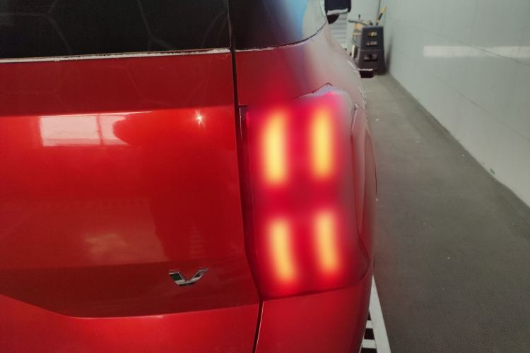 Used AION V 2024 Aion Tyrannosaurus 650 LiDAR Edition
