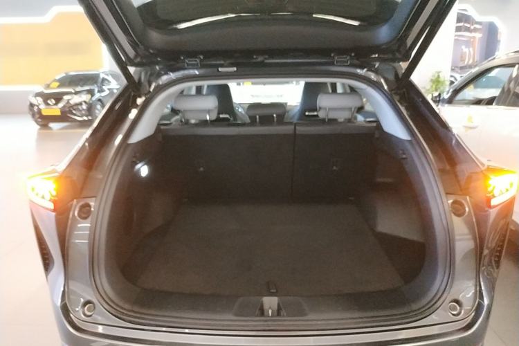 Used Changan UNI-Z New Energy 2024 Blue Whale Smart Electric iDD 125km Beyond Edition
