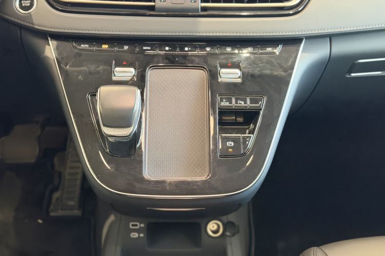 Used Hongqi HQ9 PHEV 2024 2.0T Four-Wheel Drive Business Edition