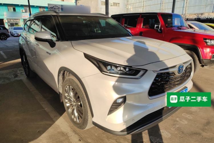 Used Toyota Highlander 2022 Dual-Engine 2.5L Two-Wheel Drive Prestige Edition 7-Seater
