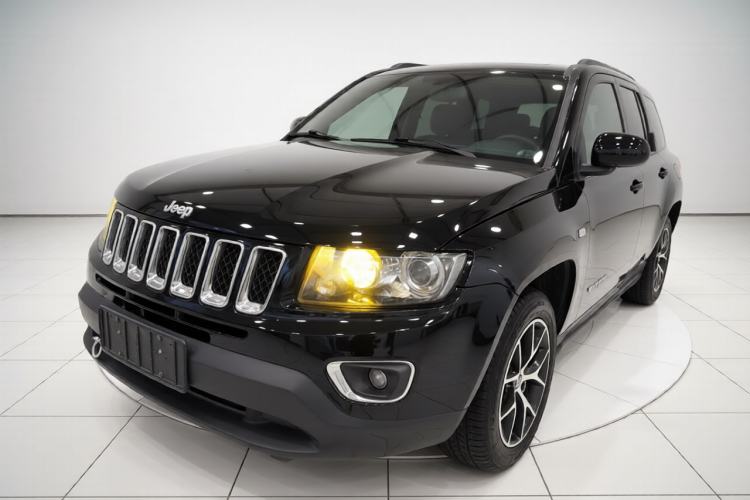 Used  Compass (Import) 2014 Revised Version 2.4L Four-Wheel Drive Comfort Edition