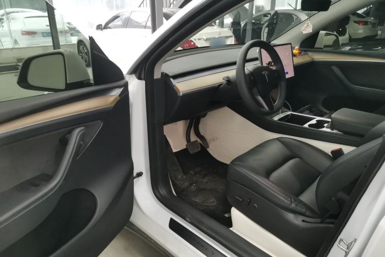 Used Tesla Model Y 2022 Rear-Wheel-Drive Version