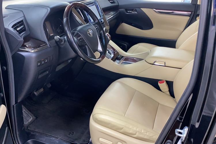 Used Toyota Alphard 2018 3.5L Luxury Edition

