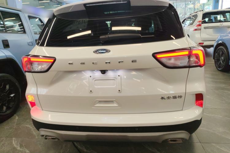 Used Ford Escape 2024 EcoBoost 245 Two-Wheel-Drive Comfort Edition
