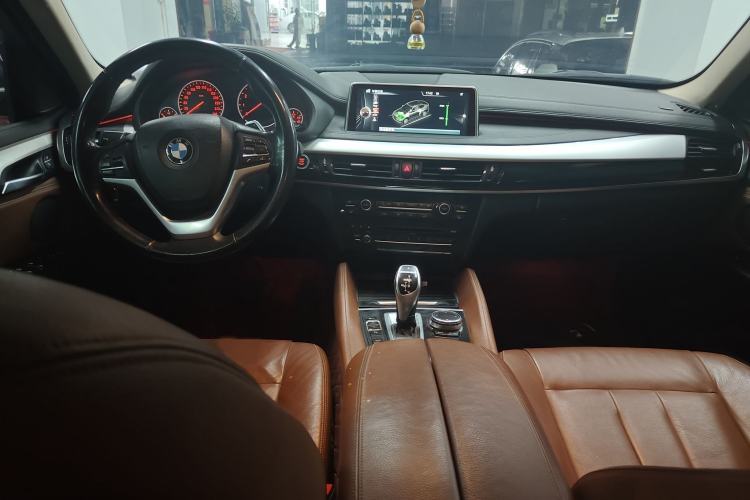 Used BMW X6 2015 xDrive35i Leading Model