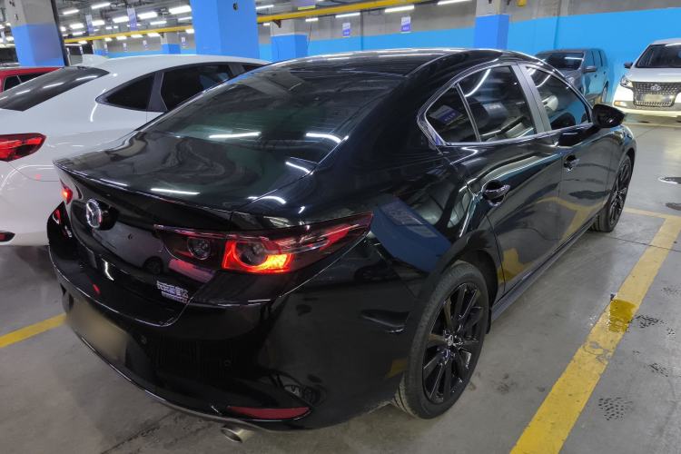 Used Mazda Mazda 3 Axela 2022 2.0L Automatic Premium Black Obsidian Edition
