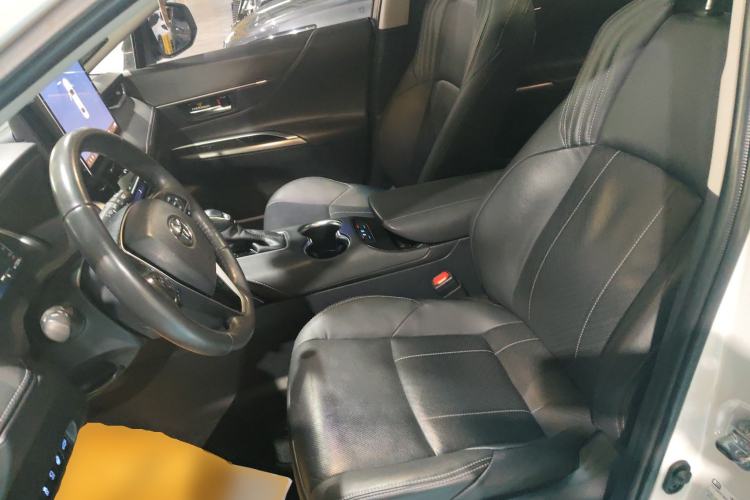 Used Toyota Harrier 2022 2.0L CVT Two-Wheel Drive Flagship Edition
