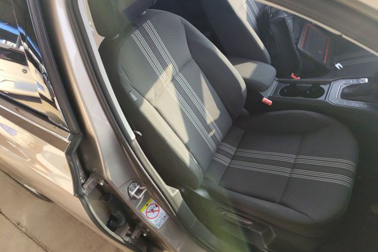 Used Volkswagen Lamando 2018 230TSI DSG Fashion Edition
