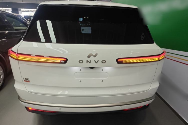 Used ONVO Luxeed L90 

