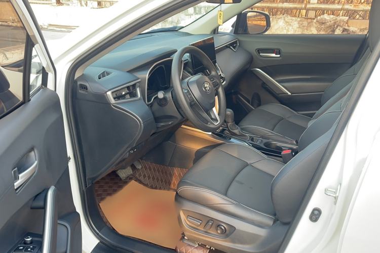 Used Toyota FRONTLANDER 2023 2.0L CVT Luxury Edition
