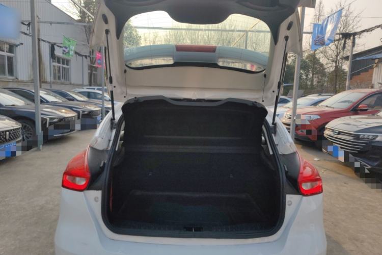 Used Ford Focus 2017 Hatchback EcoBoost 180 Automatic Sport Model
