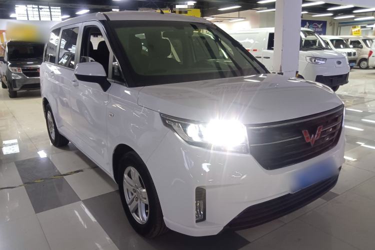 Used Wuling Hongguang PLUS 2020 1.5T Manual Commercial Vehicle 7 Seats

