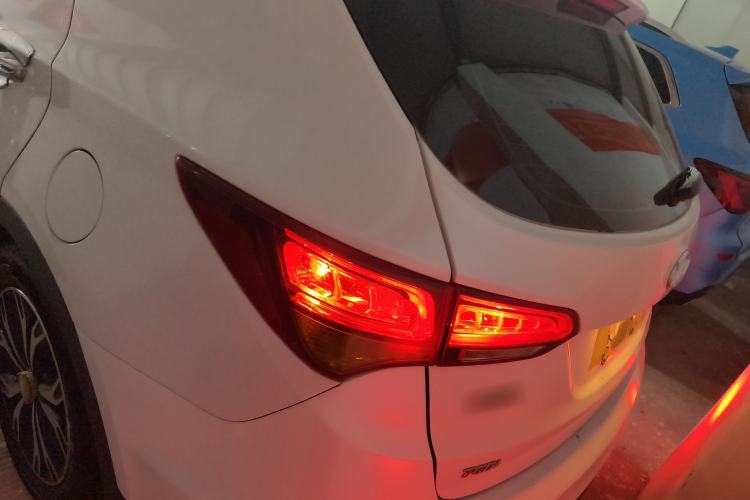 Used Hyundai Santa Fe 2017 2.0T Automatic Two-Wheel Drive Smart Version 7 Seats
