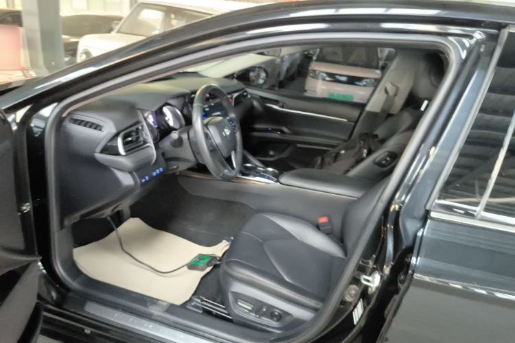 Used Toyota Camry 2019 Revised Version 2.0G Luxury Edition