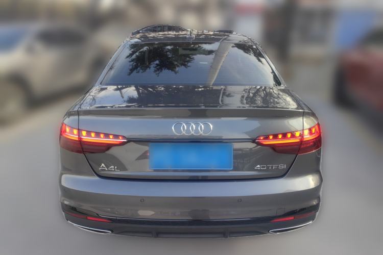 Used Audi A4L 2022 40 TFSI Luxury Dynamic Model
