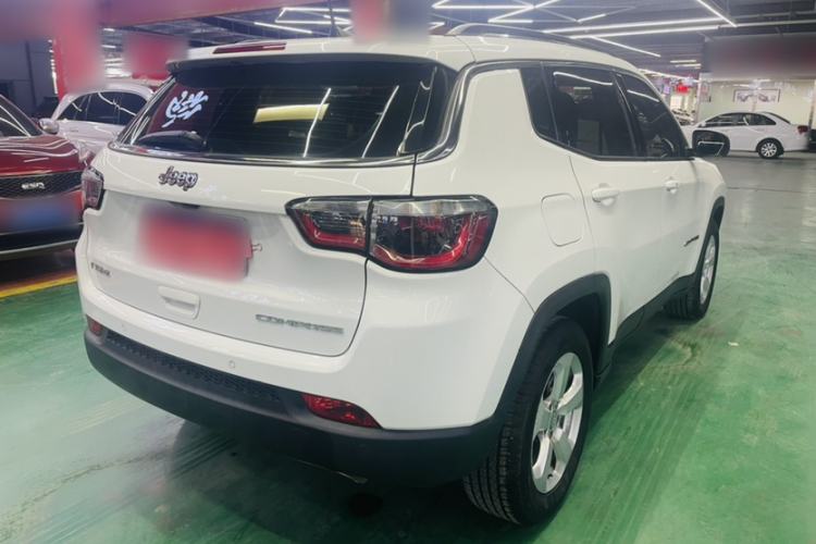 Used  Compass 2019 220T Automatic Family Edition
