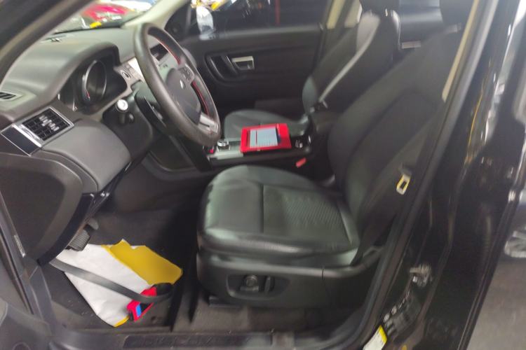 Used Land Rover Discovery Sport 2019 240 PS PURE Edition China VI Standard