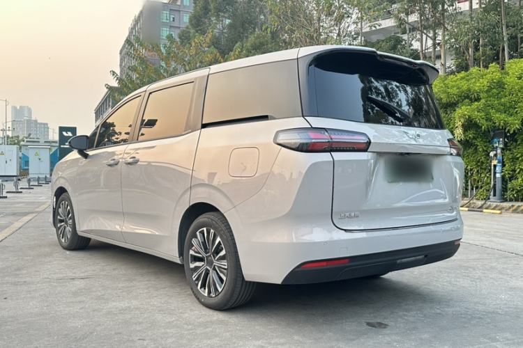 Used Wuling Wuling Starlight 730 
