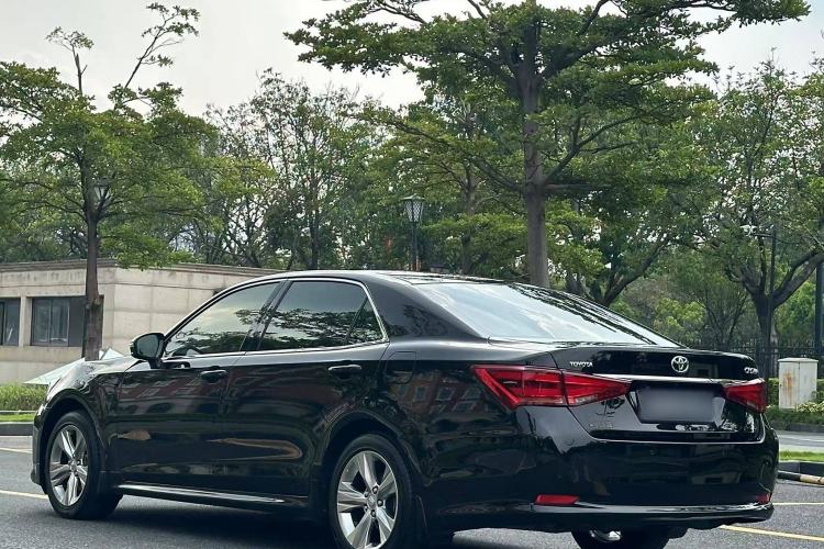 Used Toyota Crown 2015 2.5L Smart Edition
