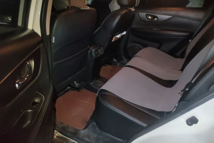 Used Nissan X-Trail 2014 2.0L CVT Comfort Edition 2WD
