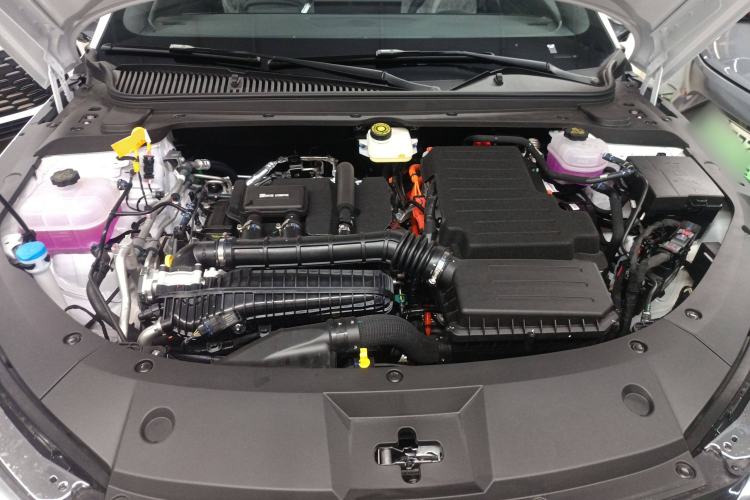 Used BYD Qin L 2025 DM-i Smart Drive 80KM Leading Model
