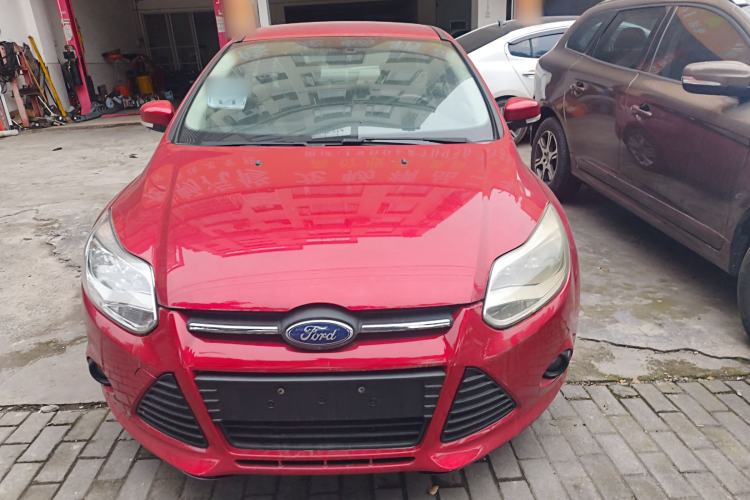 Used Ford Focus 2012 Sedan 1.6L Automatic Comfort Model
