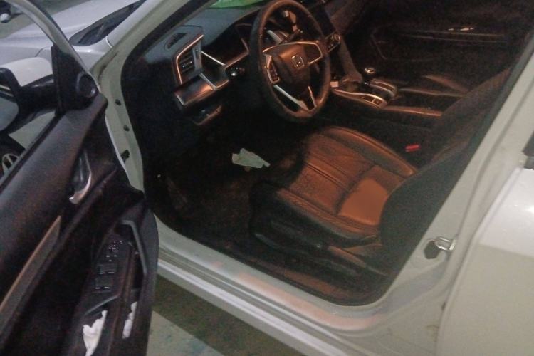 Used Honda Civic 2016 220TURBO Manual Luxury Edition
