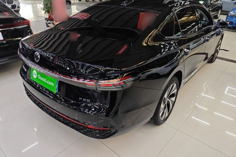 Used Volkswagen Passat 2025 Pro 380TSI Starry Dragon Edition
