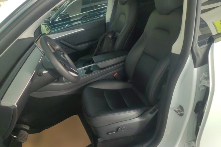 Used Tesla Model Y 2024 Rear-Wheel-Drive Version
