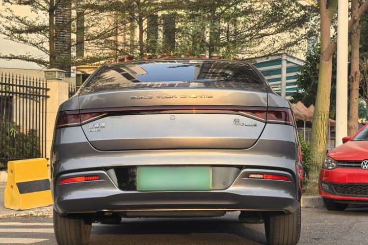 Used BYD Qin PLUS 2021 DM-i 120KM Flagship Model
