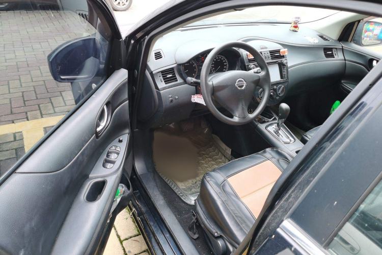 Used Nissan Tiida 2014 1.6L CVT Comfort Model
