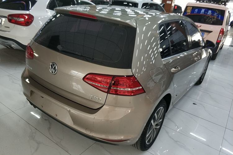 Used Volkswagen Golf 2016 230TSI Automatic Luxury Version
