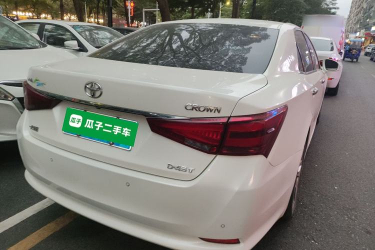 Used Toyota Crown 2015 2.0T Fashion Edition