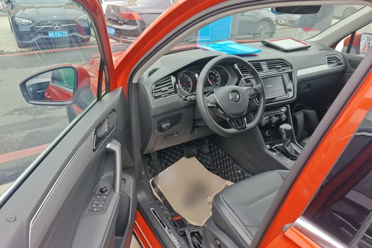 Used Volkswagen Tiguan L 2017 330TSI Automatic Two-Wheel Drive Flagship Edition
