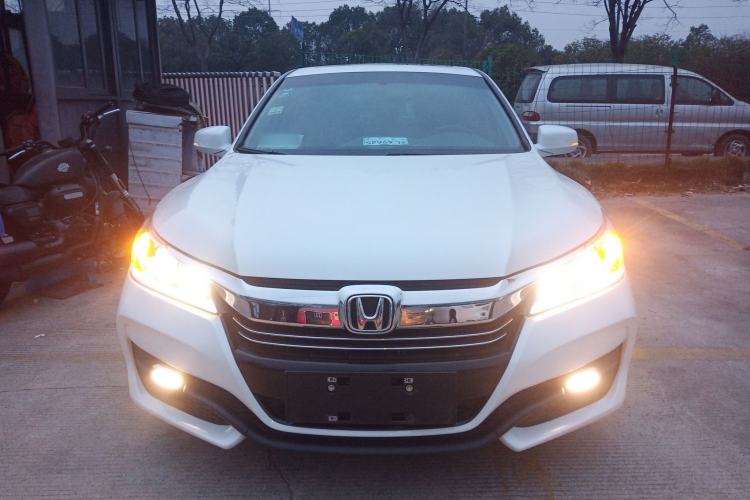 Used Honda Accord 2016 2.0L Luxury Edition