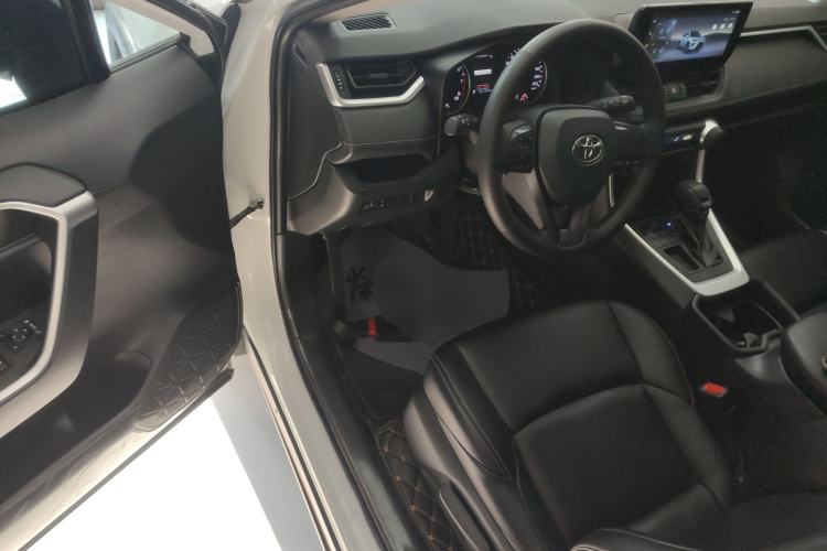 Used Toyota Wildlander 2023 2.0L CVT Two-Wheel Drive Leading Edition