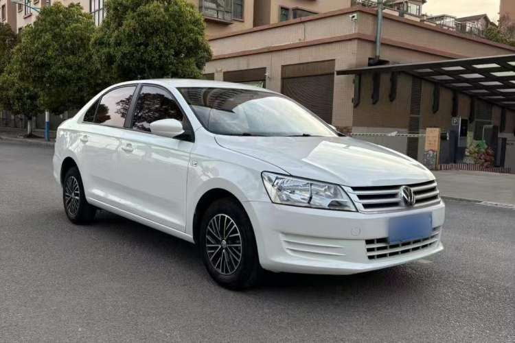 Used Volkswagen Santana 2015 1.4L Manual Fashion Edition
