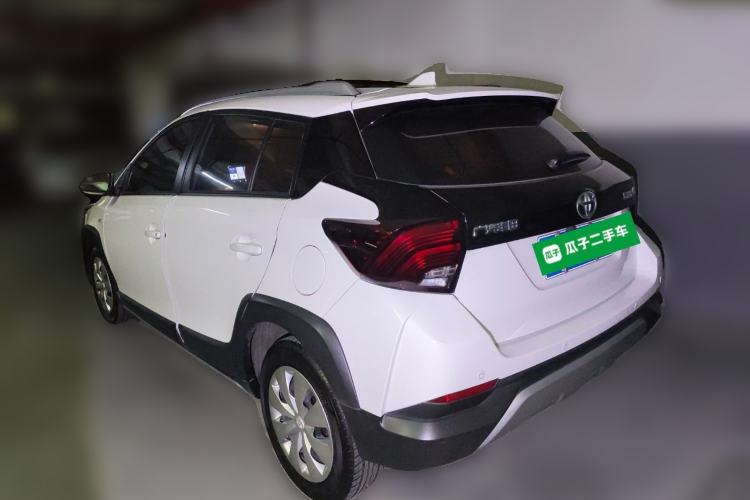 TDK.VehicleDetails.img