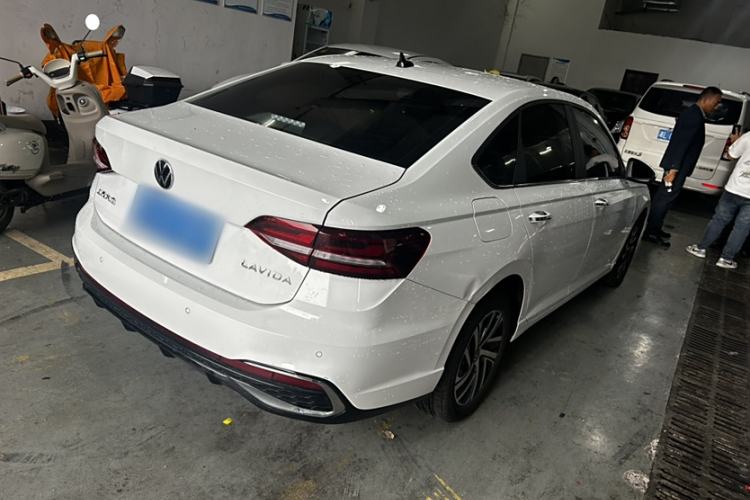 Used Volkswagen Lavida 2023 Revised Version 1.5L Automatic Starry Sky Edition – 5 Million Units
