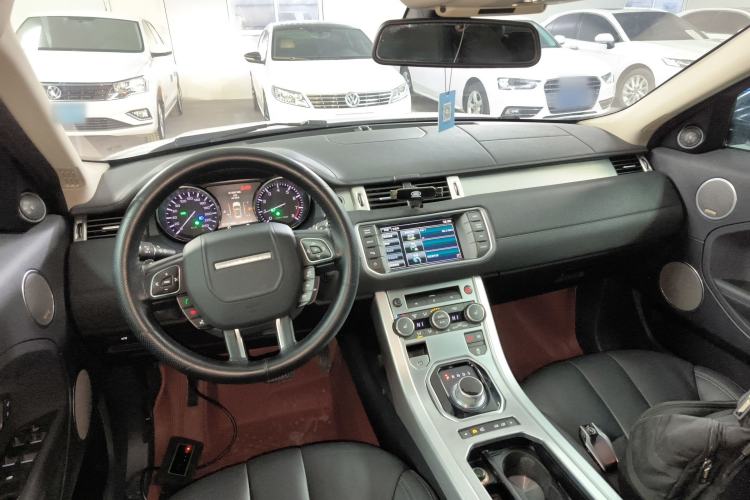 Used Land Rover Range Rover Evoque 2015 2.0T Five-Door Zhiyao Edition
