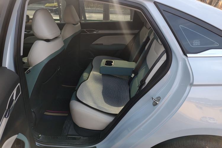 Used Geely Auto Emgrand L HiP 2022 1.5TD-DHT Pro 100KM Super Swift
